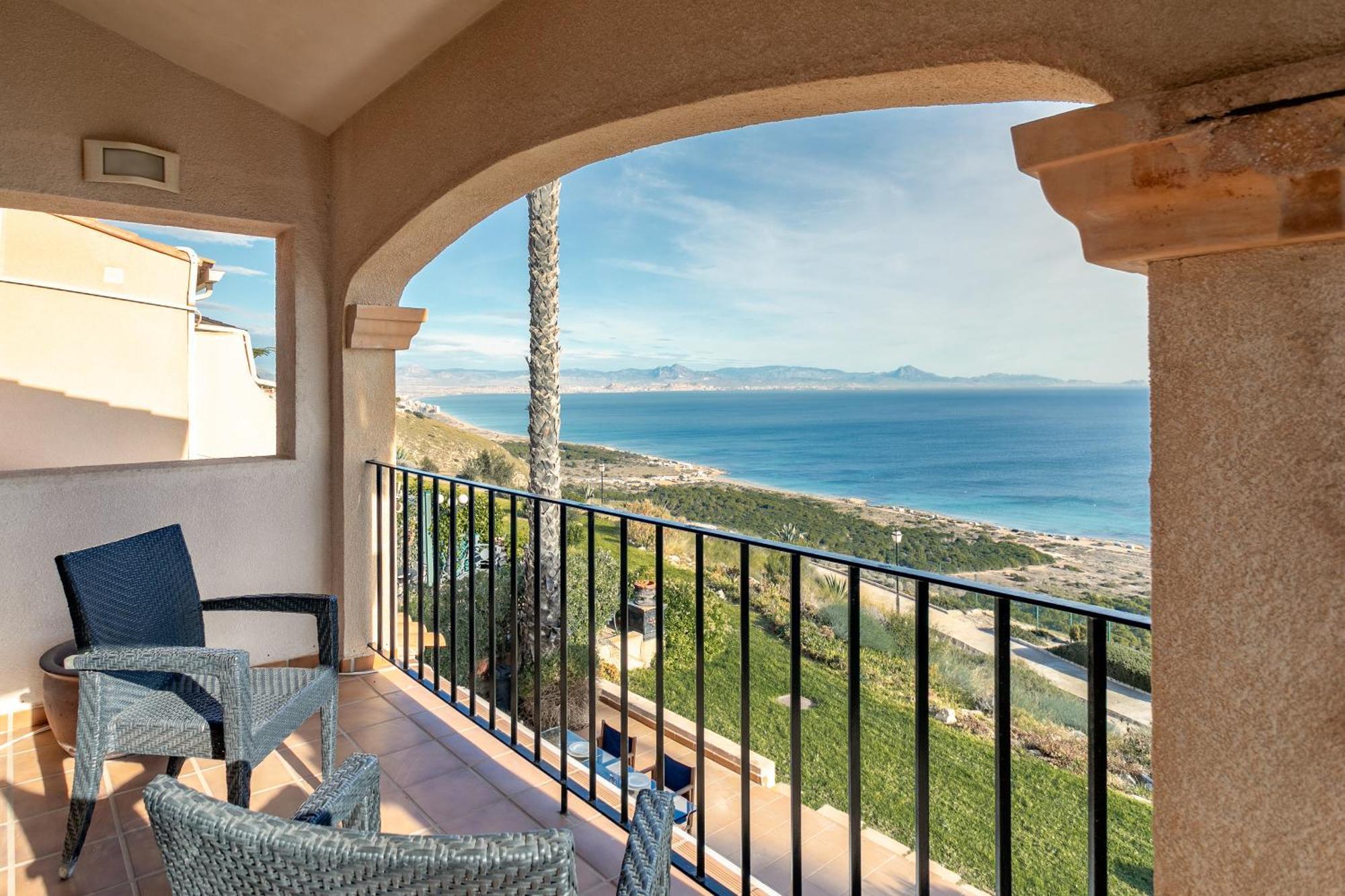 Villa Almela's